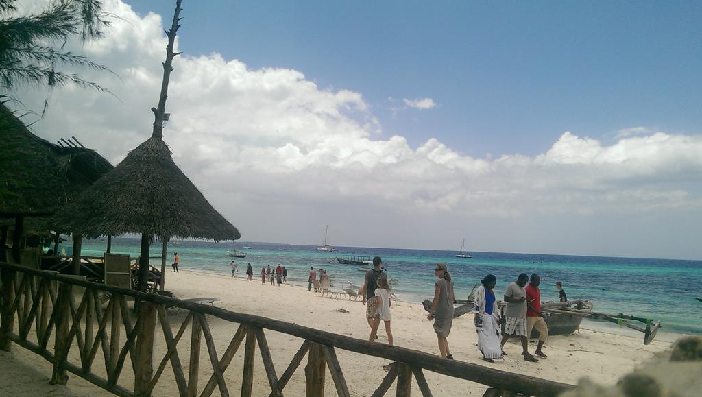 Union Beach Bungalow Nungwi Eksteriør billede